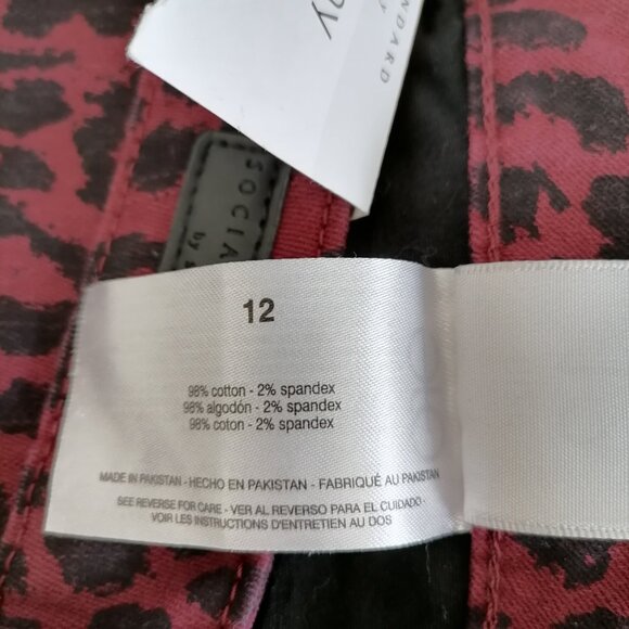 Social Standard by Sanctuary Wine Sketchy Cheetah Ankle Skinny Jeans Size 12 - Picture 8 of 9